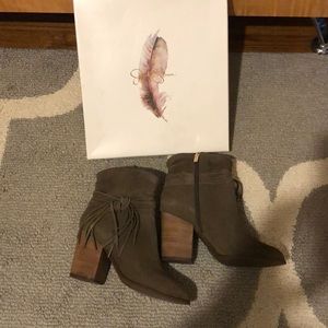 Jessica Simpson’s Sesley Olive Split Suede